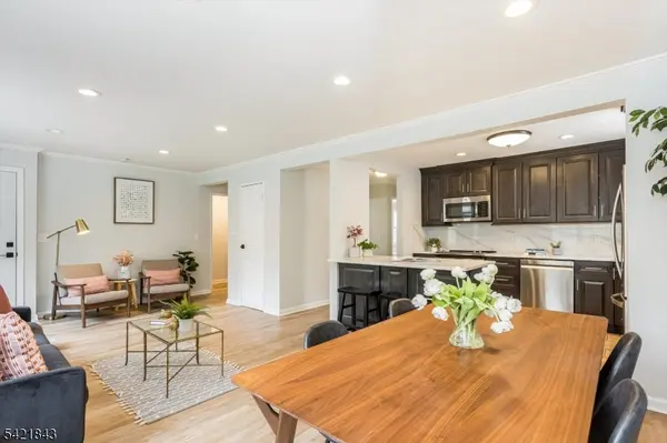 7 Van Vleck St #9, Montclair Twp., NJ 07042