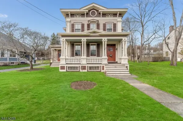 68 W Main St, Clinton Town, NJ 08809