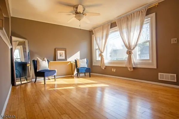 12 Central Ave, Pompton Lakes Boro, NJ 07442