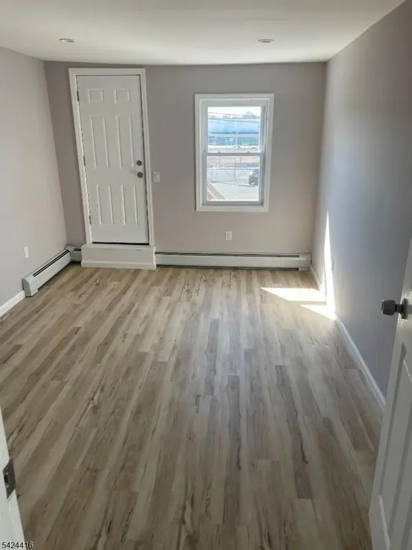 454 E 31St St #2, Paterson City, NJ 07504