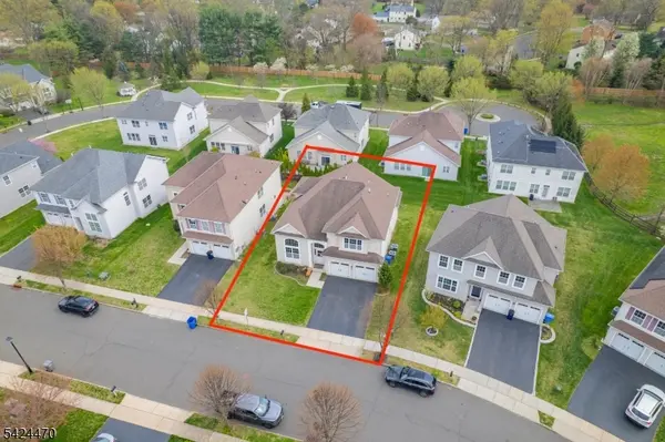 50 Dahlia Ct, Piscataway Twp., NJ 08854