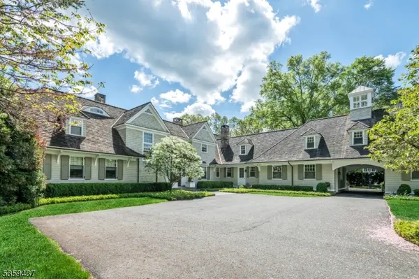 259 Indian Trail Dr, Franklin Lakes Boro, NJ 07417