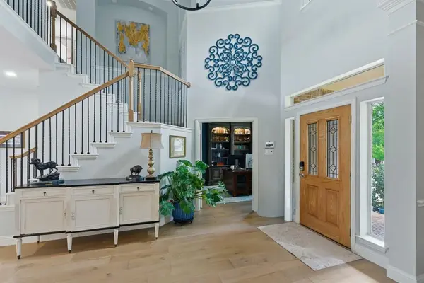 965 Fall Creek, Grapevine, TX 76051