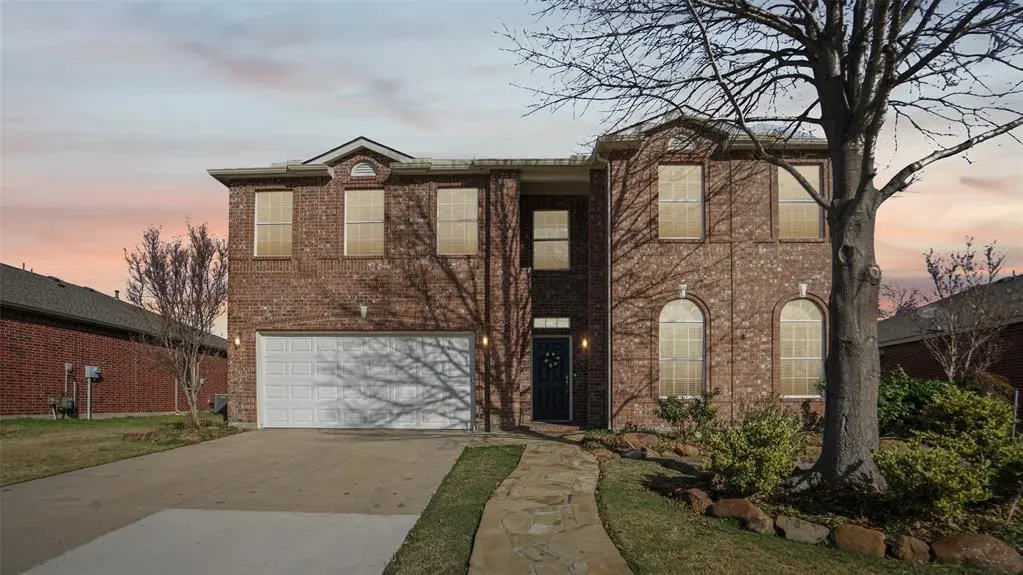 2221 Hickory Drive, Little Elm, TX 75068