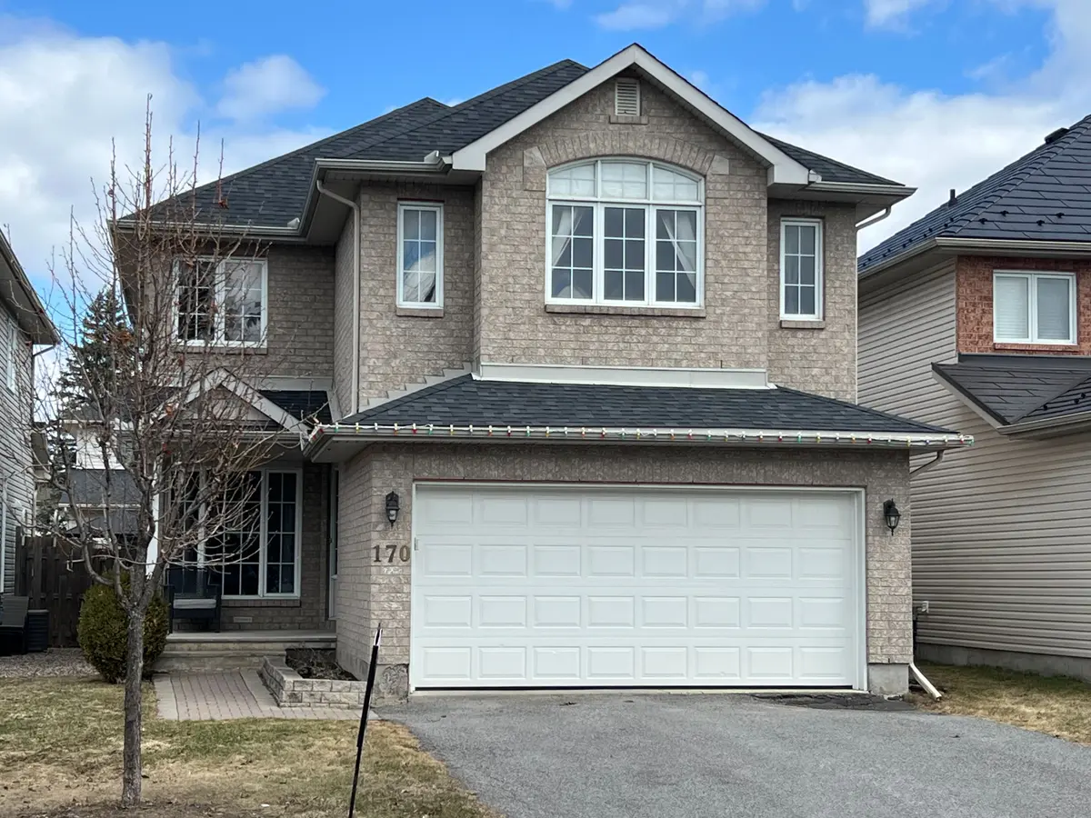 170 Bridlewood DR, Kanata, ON K2M 2M4