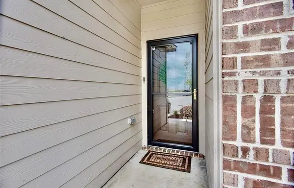 111 Rebel Road, Venus, TX 76084