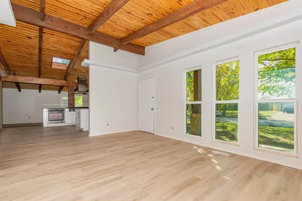 1912 S Harvard Street, Irving, TX 75061