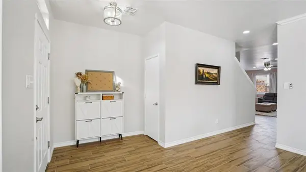 2221 Hickory Drive, Little Elm, TX 75068