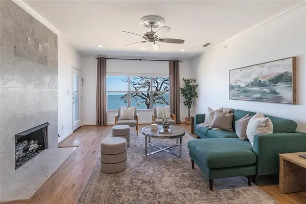 500 Waters Edge Drive #313, Lake Dallas, TX 75065