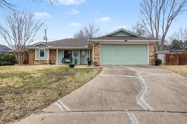 7449 Timberhill Drive, North Richland Hills, TX 76182