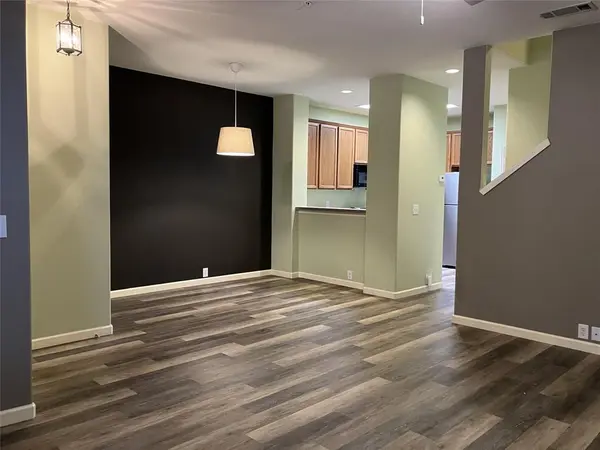 144 Leonard Street, Lewisville, TX 75057