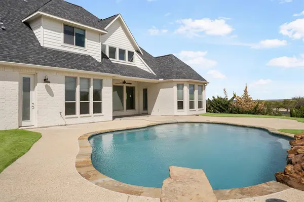 224 Bearclaw Circle, Aledo, TX 76008