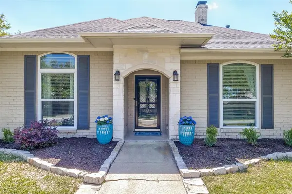 2236 Southern Circle, Carrollton, TX 75006