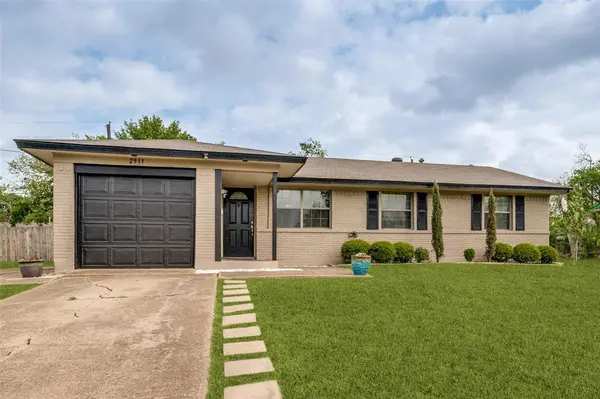 2911 Old North Road, Farmers Branch, TX 75234