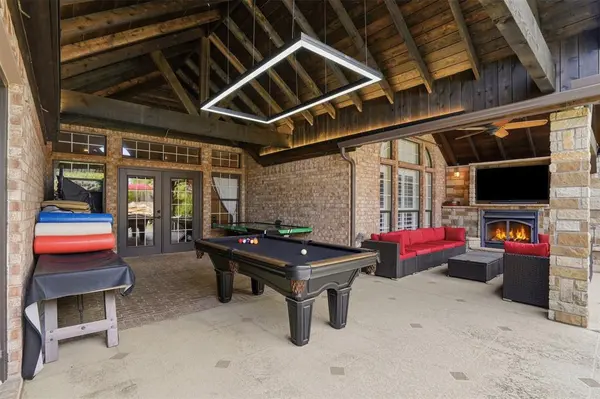 717 Saint Johns Drive, Mansfield, TX 76063