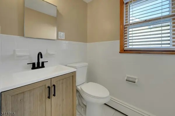 911 Cedar St, Boonton Town, NJ 07005