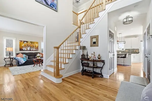 13 Jacob Way, Lopatcong Twp., NJ 08865