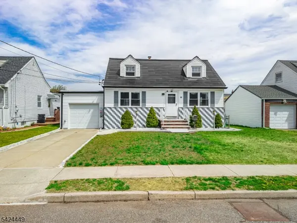 40 South Dr, Rochelle Park Twp., NJ 07662