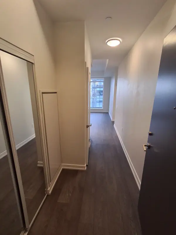 7 Golden Lion HTS, Toronto C14, ON M2M 0C1