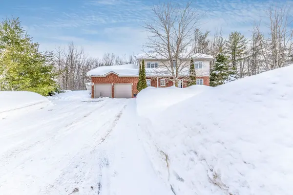 9 Boyd CRES, Oro-medonte, ON L0K 1N0
