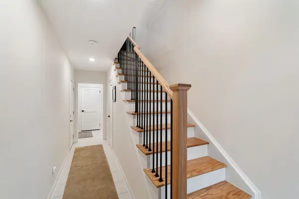 8 Bru Lor LN, Orillia, ON L3V 8P4