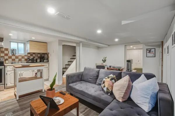 47 Via Italia N/A, Toronto W03, ON M6H 3R4