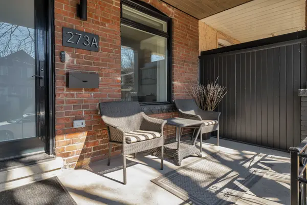 273A Salem AVE, Toronto W02, ON M6H 3C8