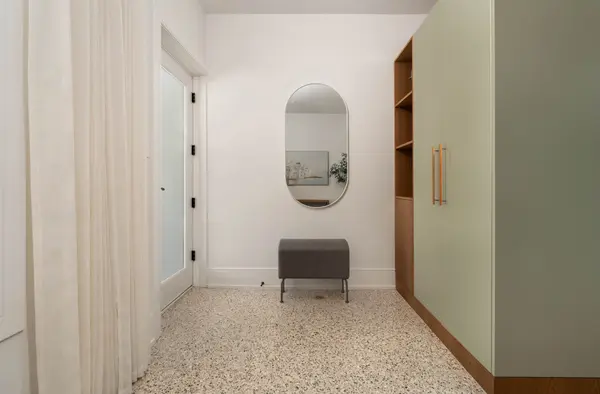 273A Salem AVE, Toronto W02, ON M6H 3C8