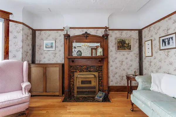 1546 King ST W, Toronto W01, ON M6K 1J6