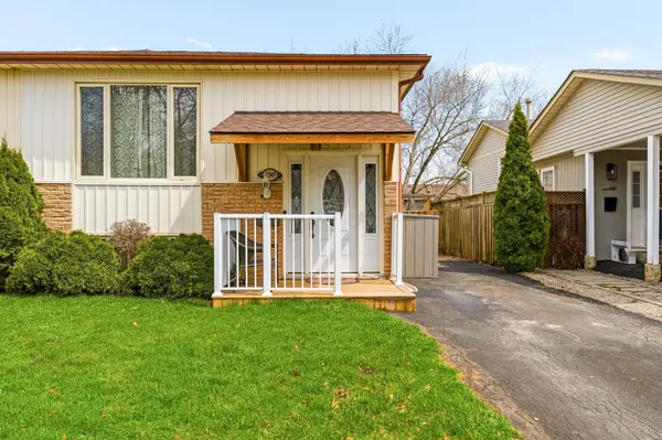 2349 Middlesmoor CRES, Burlington, ON L7P 3X4