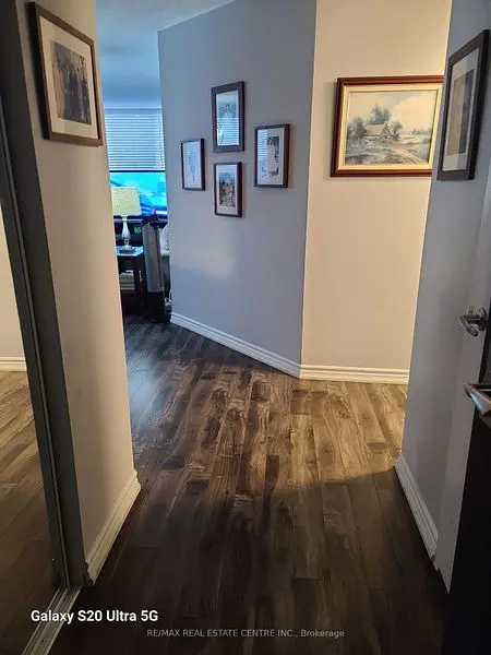 8 Lisa ST #407, Brampton, ON L6T 4S6