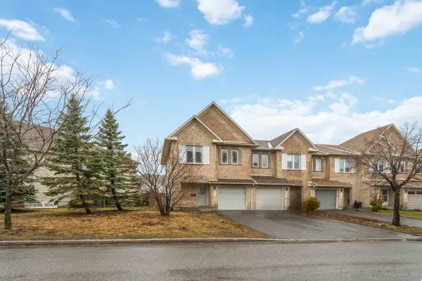 640 Louis Toscano DR W, Orleans - Cumberland And Area, ON K4A 0B3