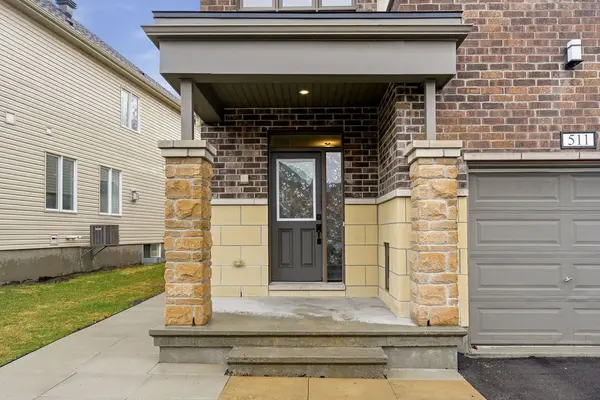 511 Parade DR, Stittsville - Munster - Richmond, ON K2S 0X8