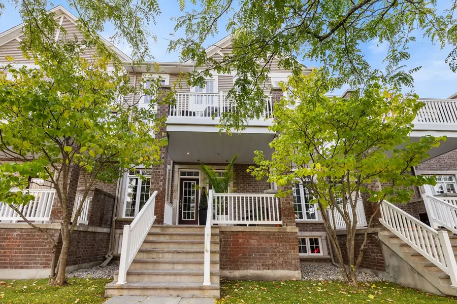 270 Kinghaven CRES #16, Kanata, ON K2M 0C1