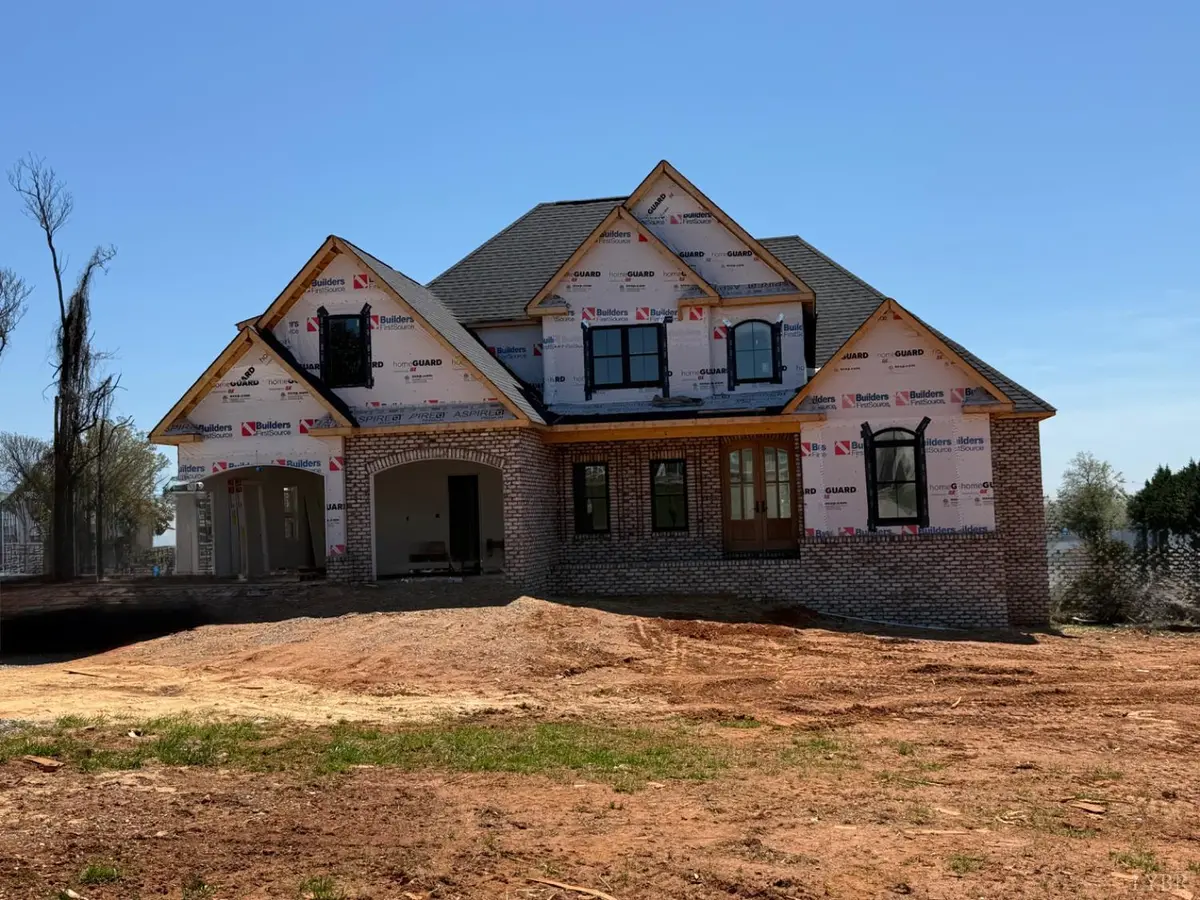 1070 Bradford Crossing PL, Goode, VA 24556