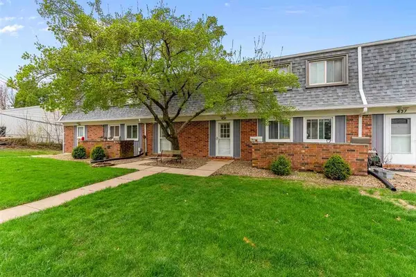 439 Peterson St., Iowa City, IA 52245