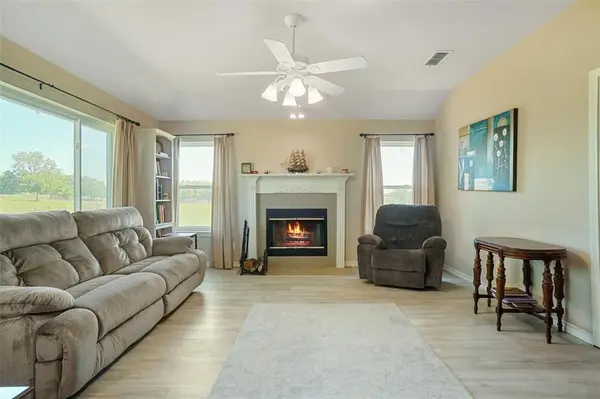 130 Longbranch Drive, Decatur, TX 76234