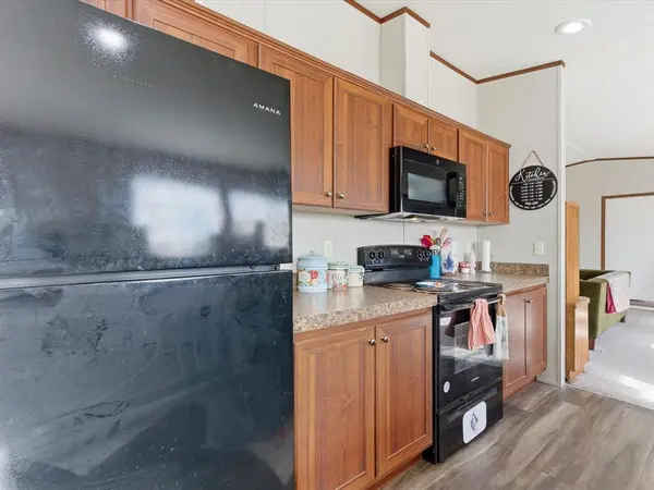 2722 Denver Road, Sunset, TX 76270