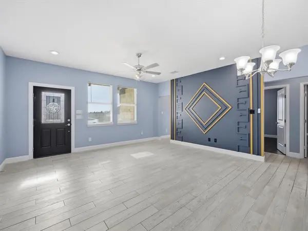 2301 Briarwood Drive, Bridgeport, TX 76426