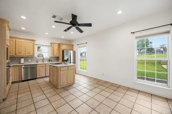 9578 Fm 740, Forney, TX 75126