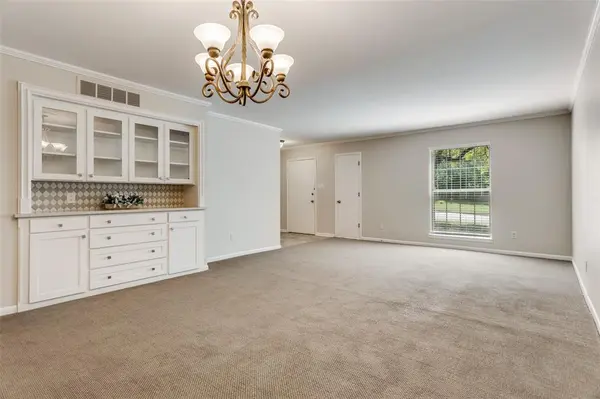 5116 Lovell Avenue, Fort Worth, TX 76107