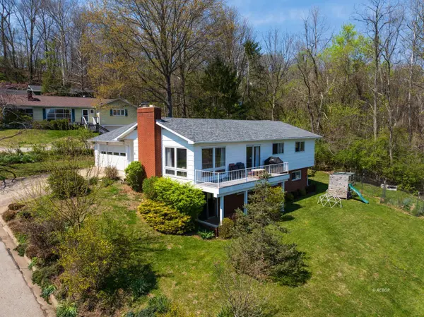 80 Briarwood Dr, Athens, OH 45701