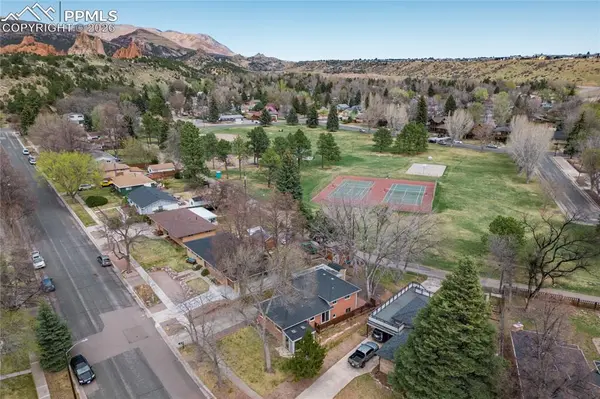 921 Valley RD, Colorado Springs, CO 80904