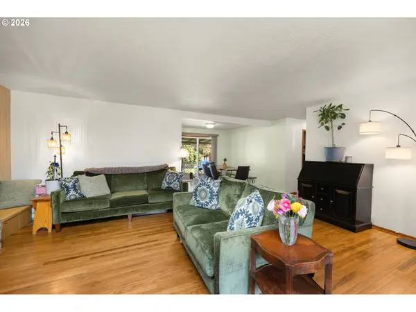 2126 SE 45TH AVE, Hillsboro, OR 97123