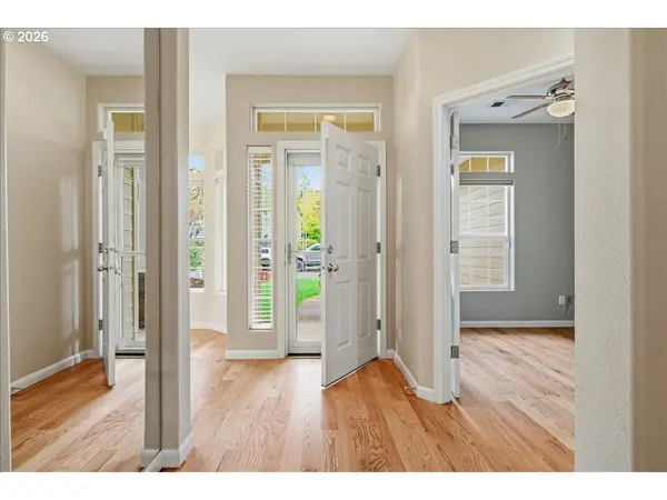 19515 SE 9TH CIR, Camas, WA 98607