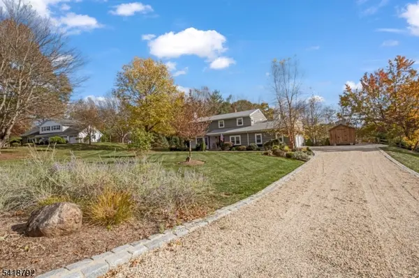 423 Windmill Way, Branchburg Twp., NJ 08876