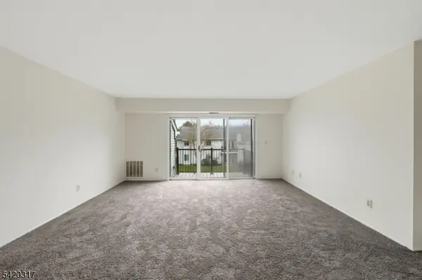 114 Henley Dr #114, Franklin Twp., NJ 08873