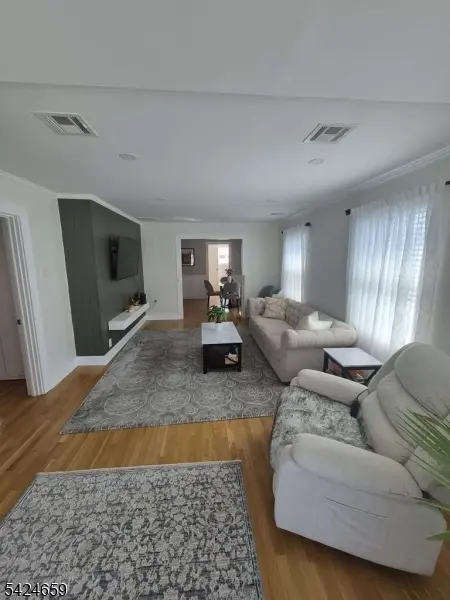 2245 Price St, Rahway City, NJ 07065