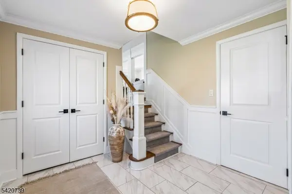 14 June Way, Middlesex Boro, NJ 08846