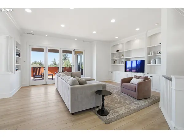 2355 TUSCANA AVE, Salem, OR 97306